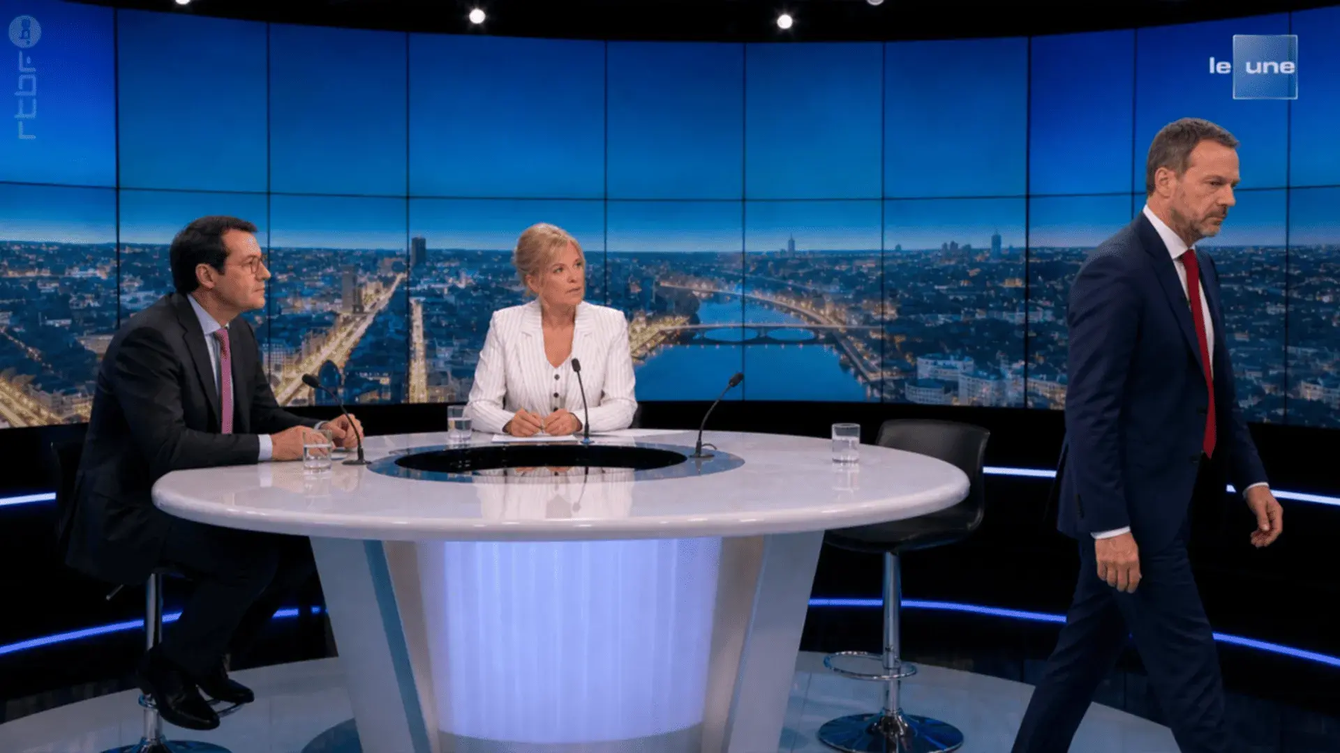Pierre Wunsch quitte le plateau en direct